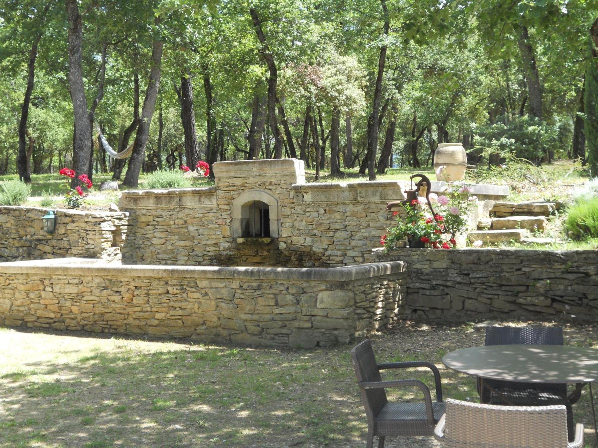 Le Mas De La Pinede Faucon  Exterior photo